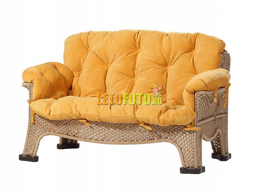 Оригинальный плетеный диван для беседки. Ручная работа, плетение полиамидной нитью.